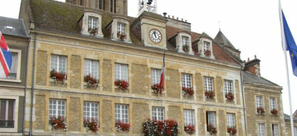 Fêtes de fin d’année – Permanences des mairies