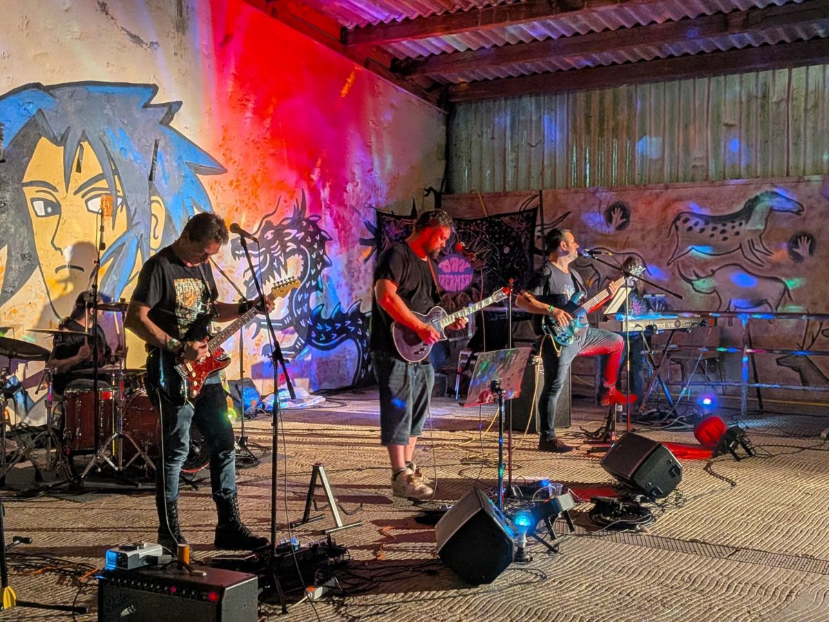 PXL_20250830_195425933