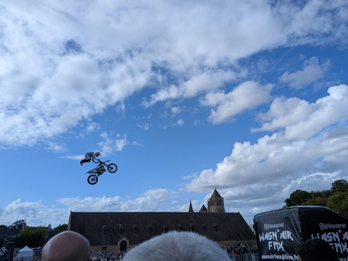 PXL_20250831_154645298