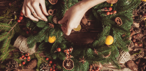 Atelier artistes en herbe : couronne de Noël