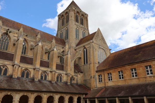 Visite guidée de l’Abbaye – Saison estivale
